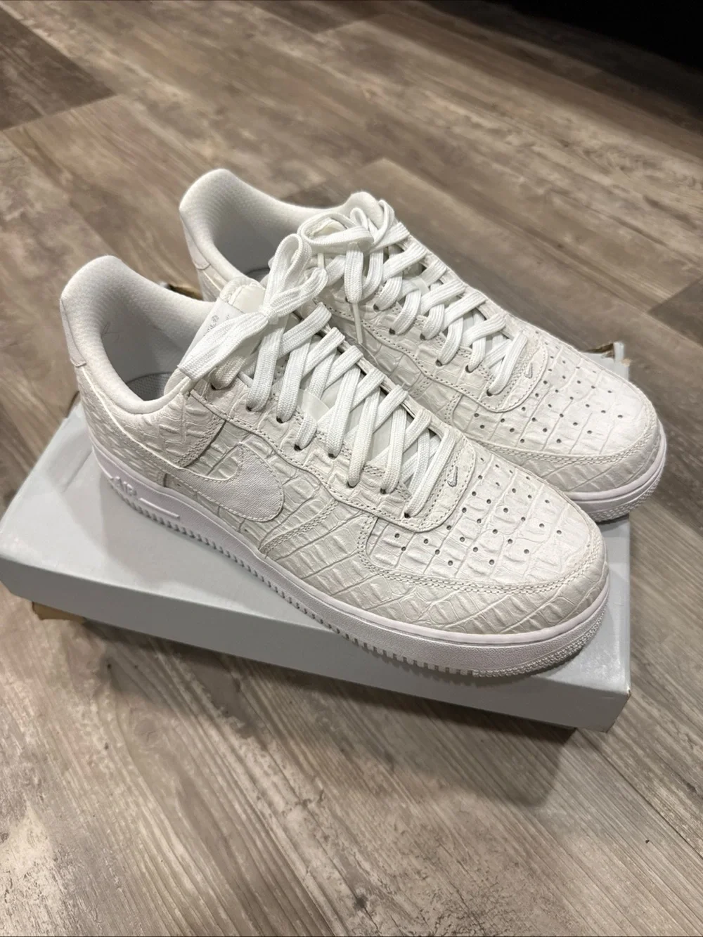 Nike Men’s White Croc-Embossed Air Force 1 Low Sneakers